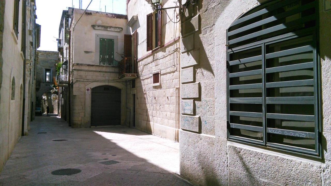 Monolocale Prezioso Villa Trani Exteriör bild