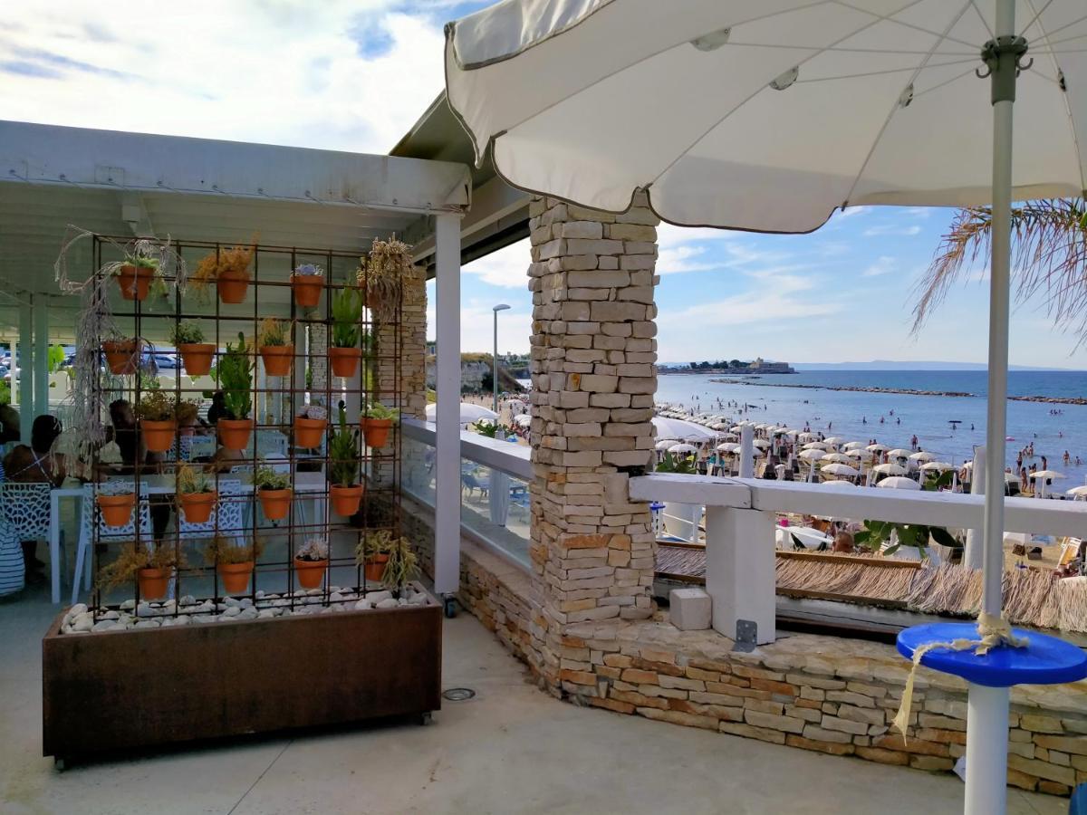 Monolocale Prezioso Villa Trani Exteriör bild